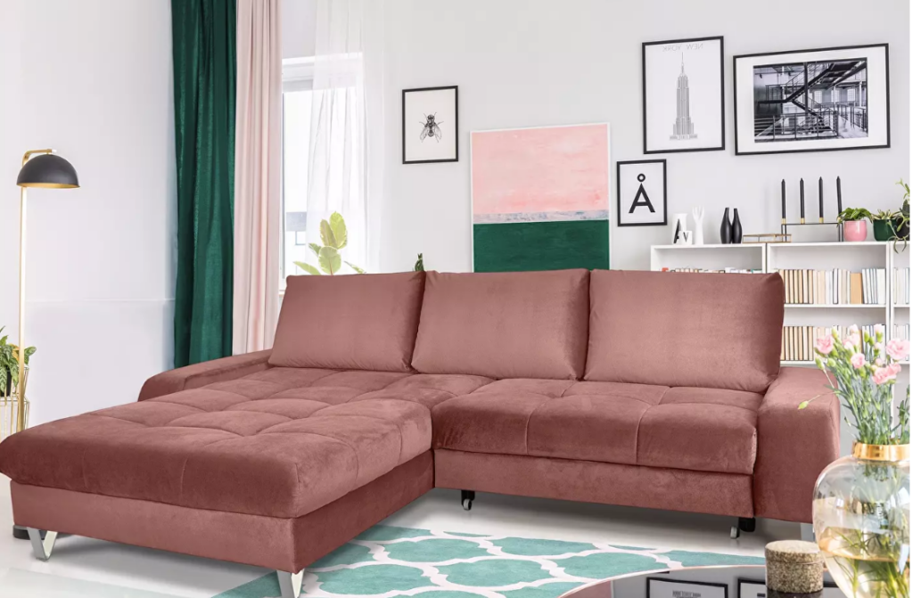 Udoban kauč koji je idealan za odmor i relax ali može poslužiti i za udobno spavanje vaših gostiju