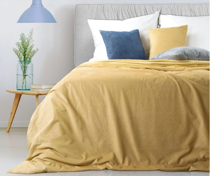Tekstil je idealan materijal za prekrivače za krevet koji će će vašem domu unijeti ugodnu toplinu, učiniti ga ugodnim i dati mu moderan izgled.