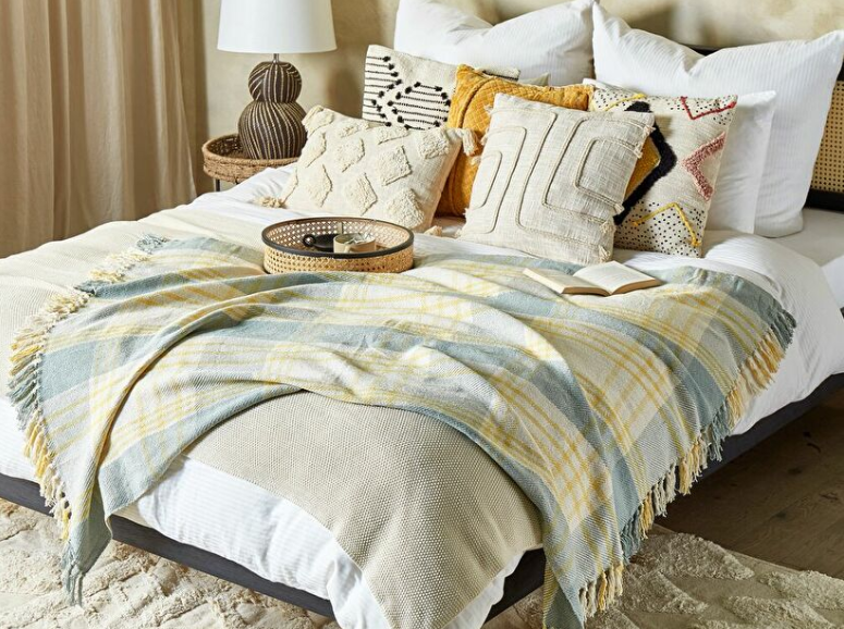 Ljetni porkivači izrađeni od antialergijskih materijala poput lana ili pamuka idealni su za tople noći.